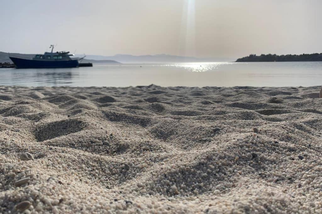 Summer House Porto Heli Bagian luar foto